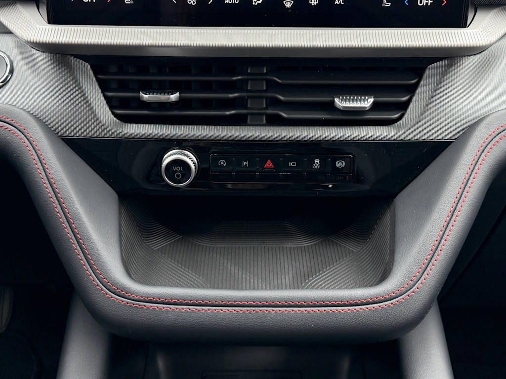 Thumbnail: 2026 Ford Explorer - 24