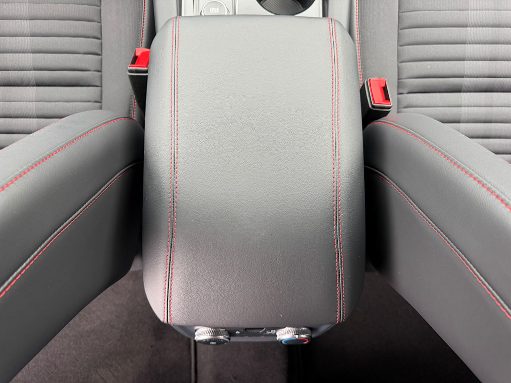 Thumbnail: 2026 Ford Explorer - 9