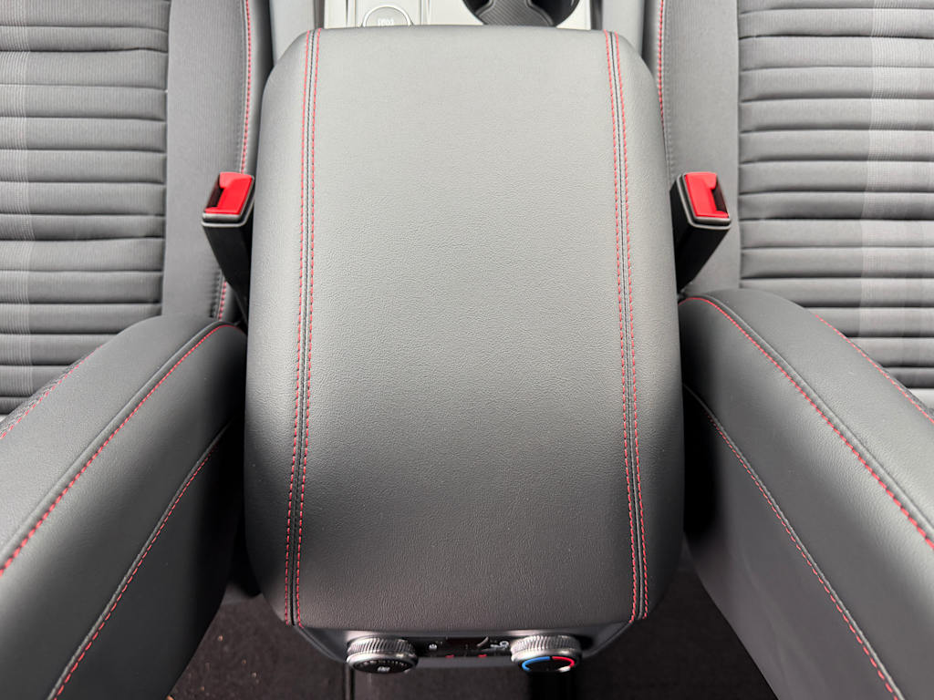 Thumbnail: 2026 Ford Explorer - 10