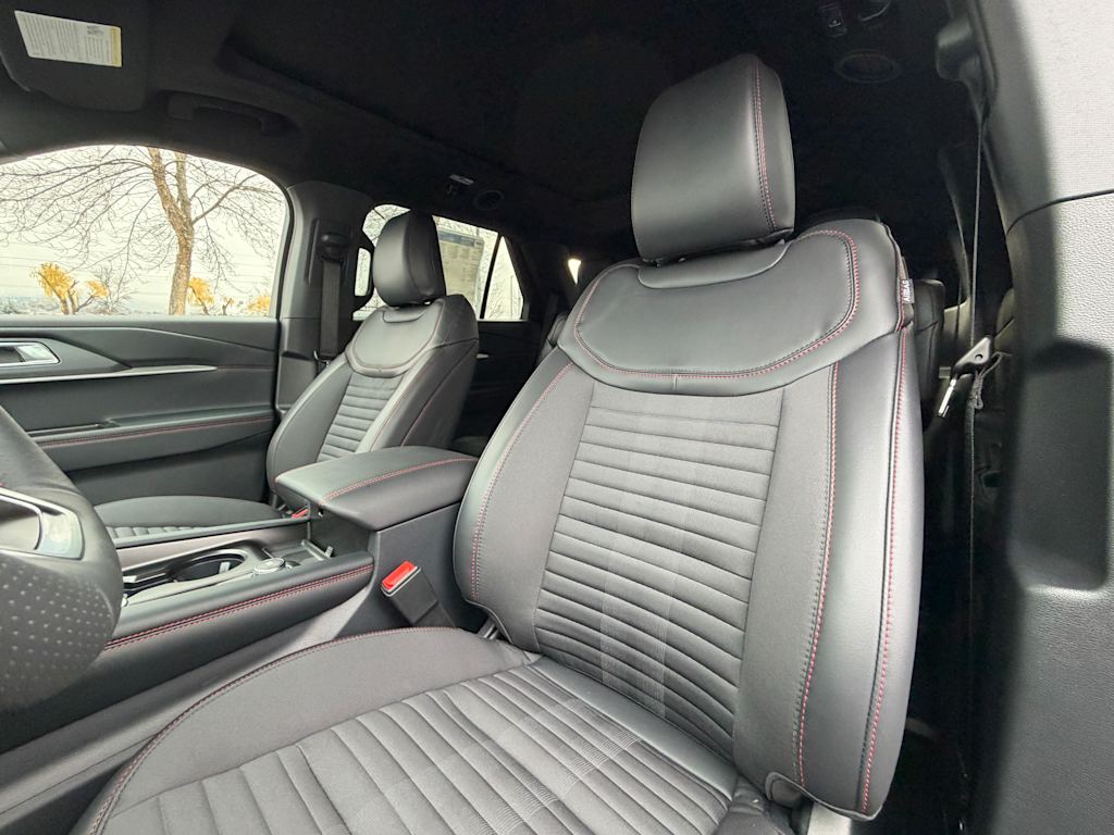 Thumbnail: 2026 Ford Explorer - 9