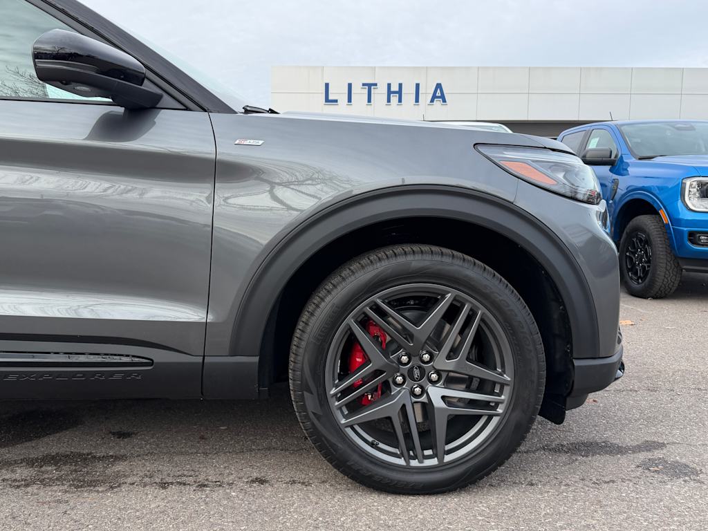 Thumbnail: 2026 Ford Explorer - 7