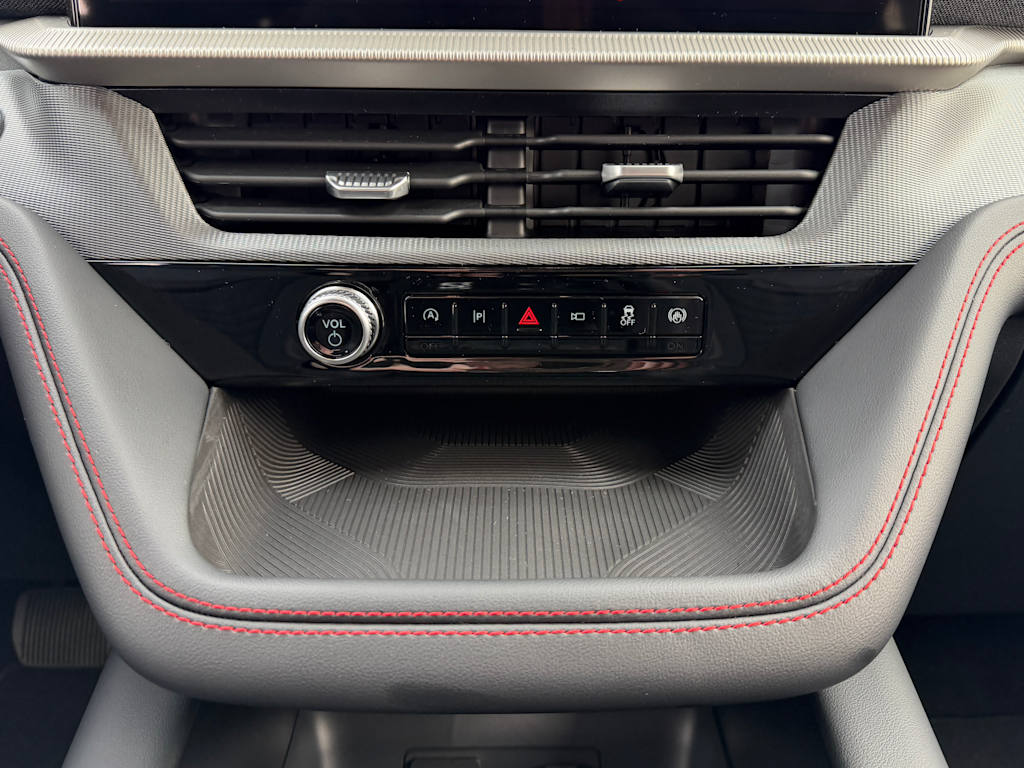 Thumbnail: 2026 Ford Explorer - 22