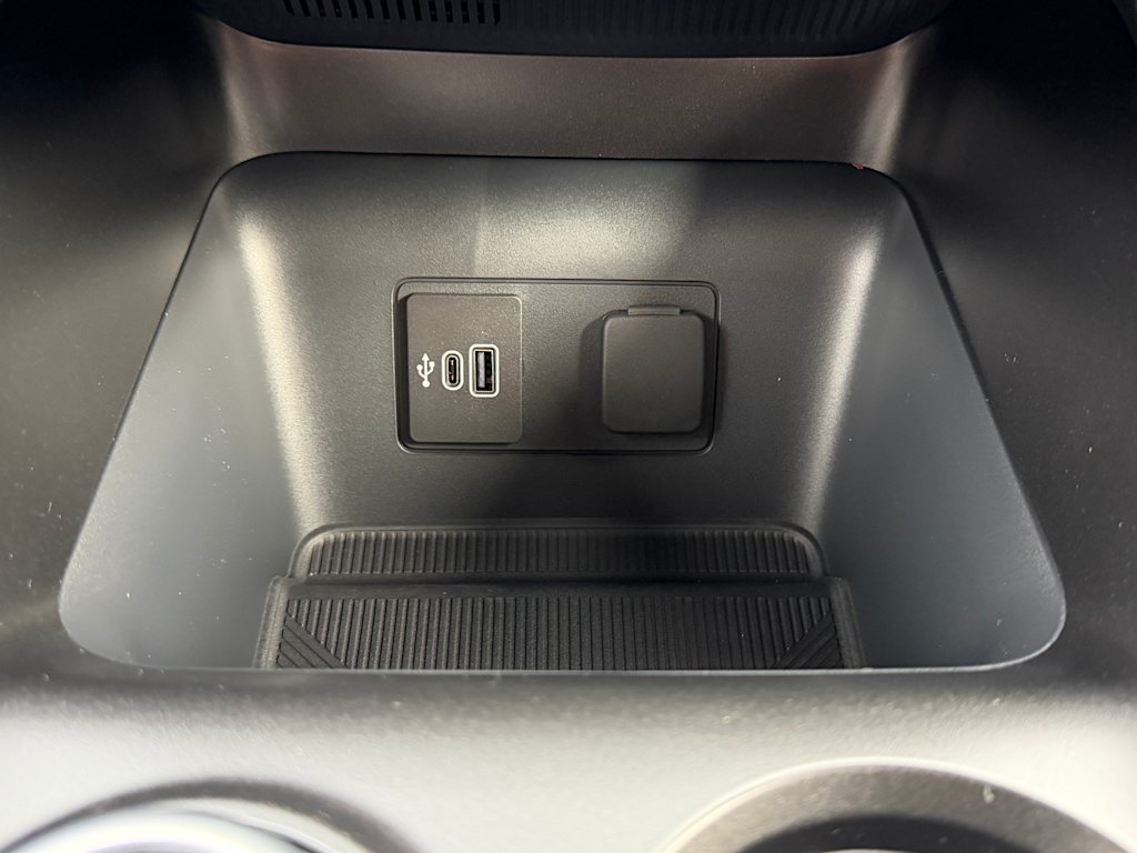 Thumbnail: 2026 Ford Explorer - 14