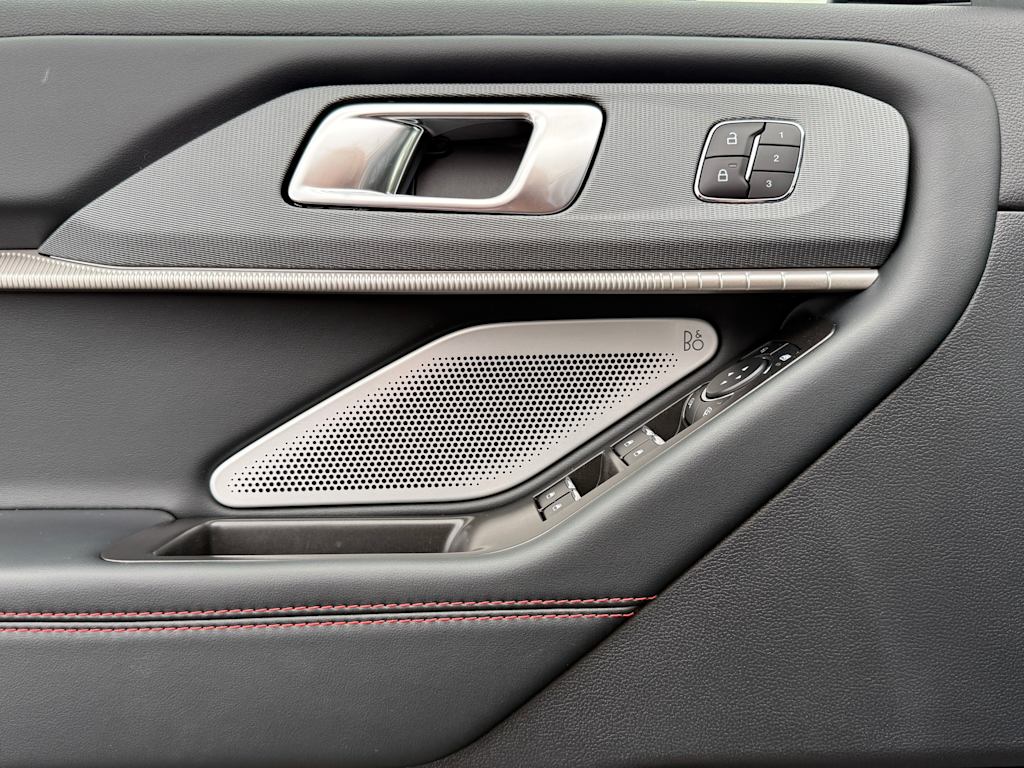 Thumbnail: 2026 Ford Explorer - 22