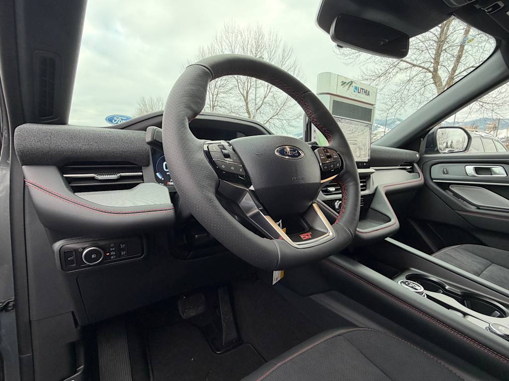 Thumbnail: 2026 Ford Explorer - 2