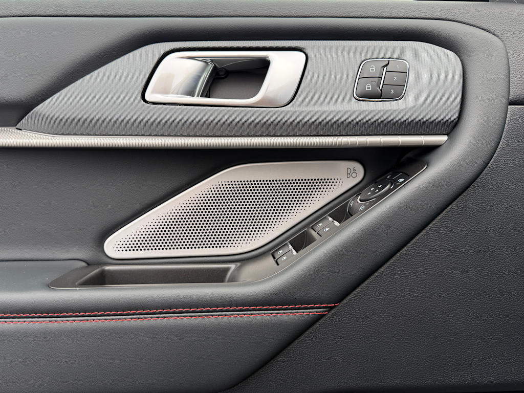 Thumbnail: 2026 Ford Explorer - 22