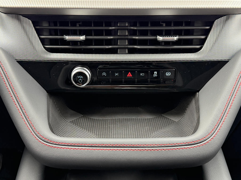 Thumbnail: 2026 Ford Explorer - 23