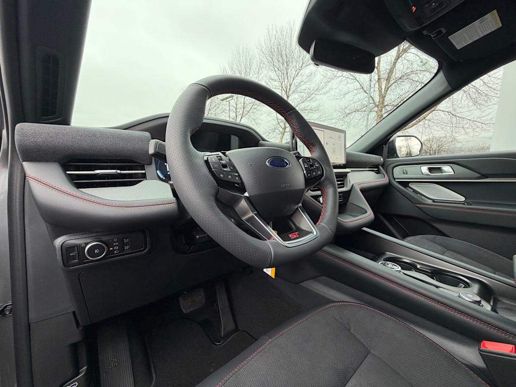 Thumbnail: 2026 Ford Explorer - 2