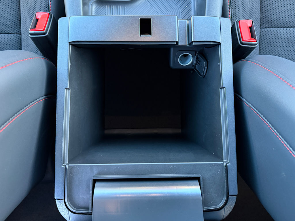 Thumbnail: 2026 Ford Explorer - 12