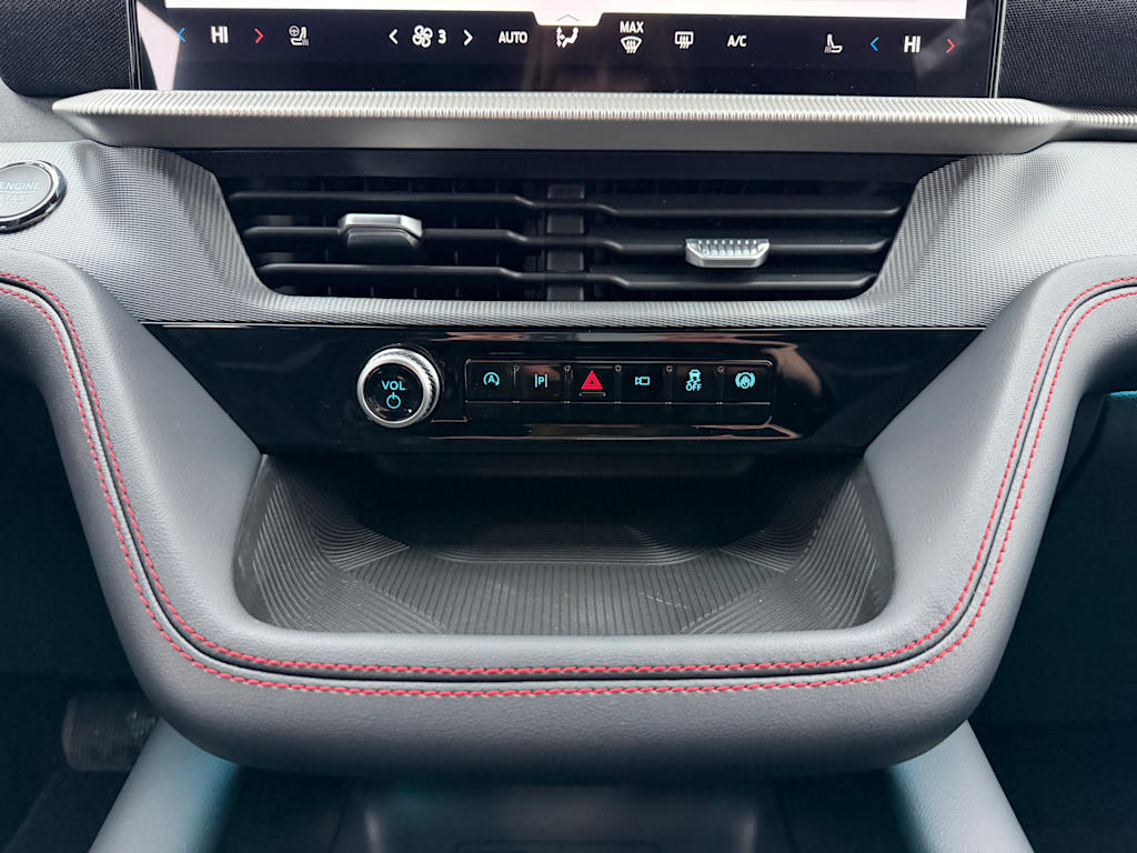 Thumbnail: 2026 Ford Explorer - 25