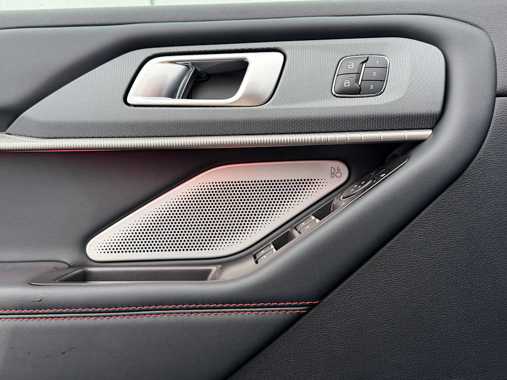 Thumbnail: 2026 Ford Explorer - 23