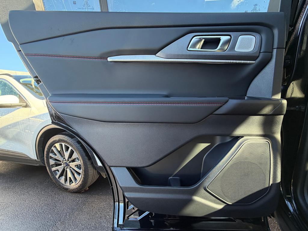 Thumbnail: 2026 Ford Explorer - 25