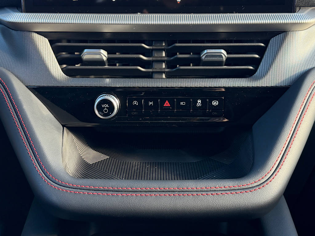 Thumbnail: 2026 Ford Explorer - 23