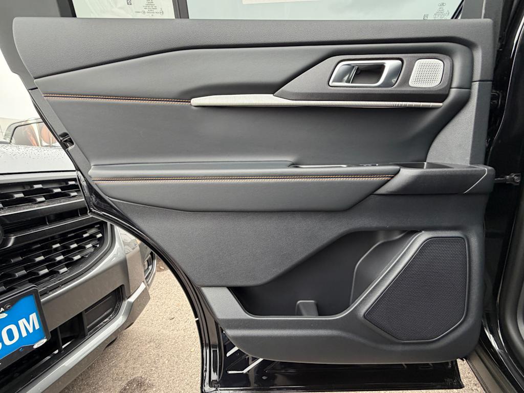 Thumbnail: 2026 Ford Explorer - 25