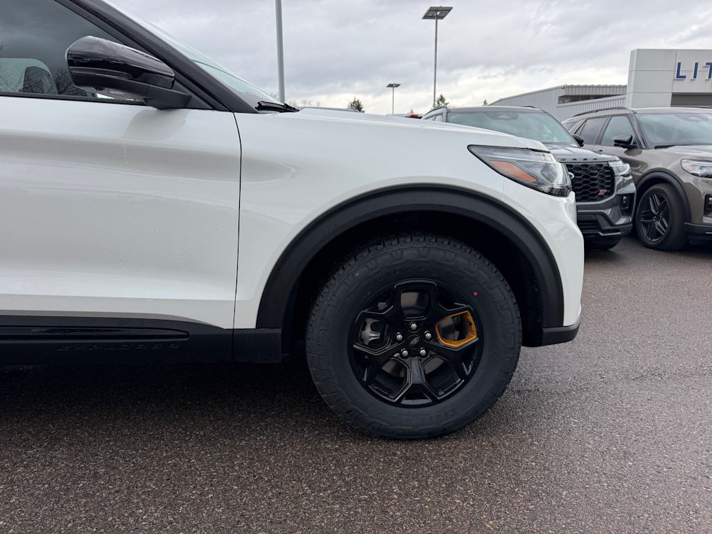 Thumbnail: 2026 Ford Explorer - 6