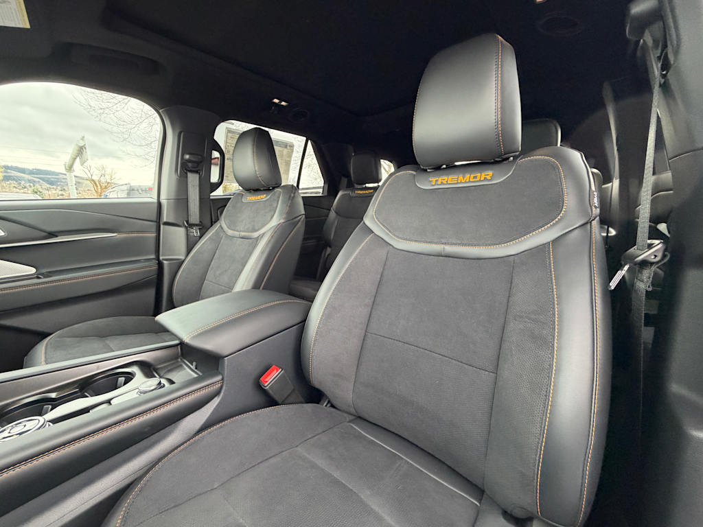 Thumbnail: 2026 Ford Explorer - 8
