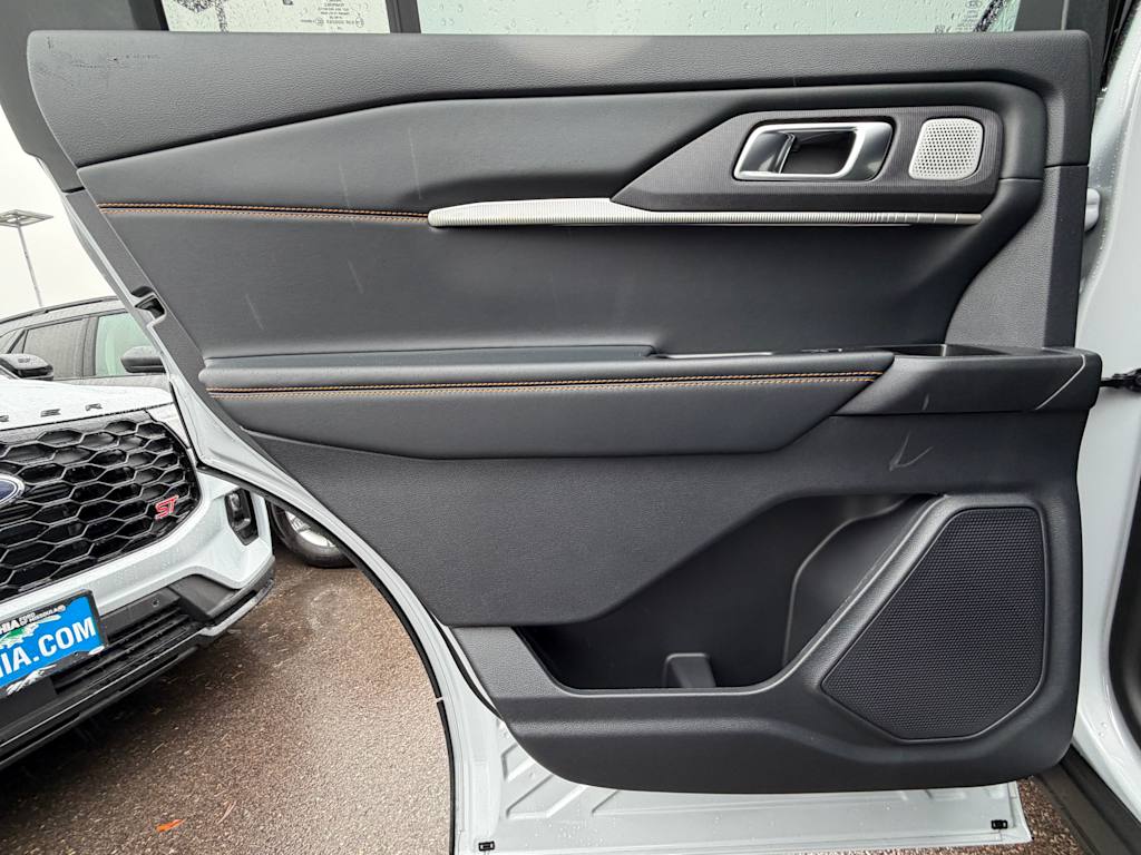 Thumbnail: 2026 Ford Explorer - 25