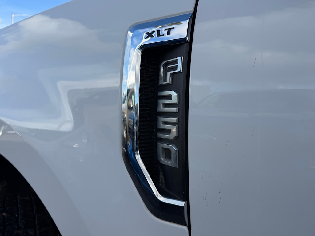 Thumbnail: 2019 Ford F-250 - 30