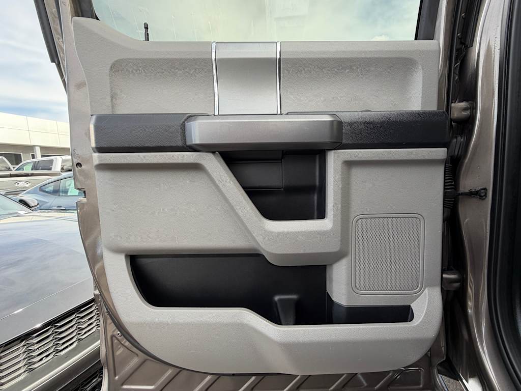 Thumbnail: 2019 Ford F-250 - 30