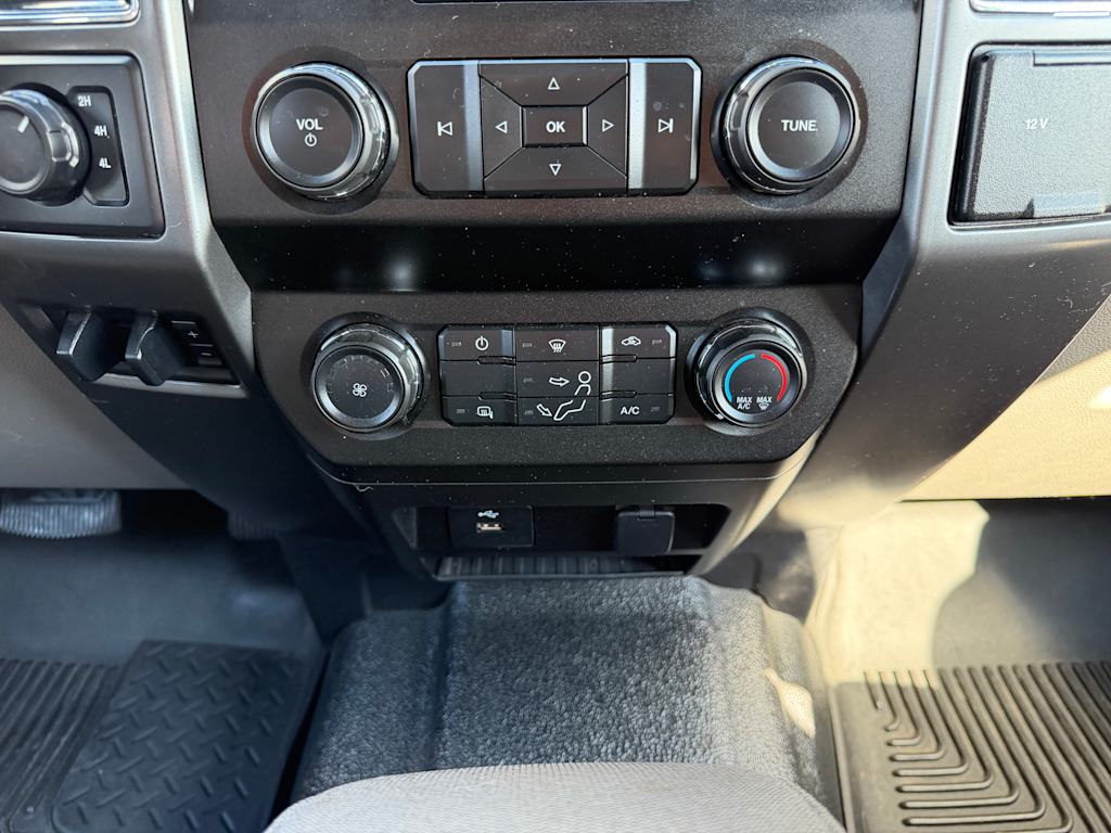 Thumbnail: 2019 Ford F-250 - 20