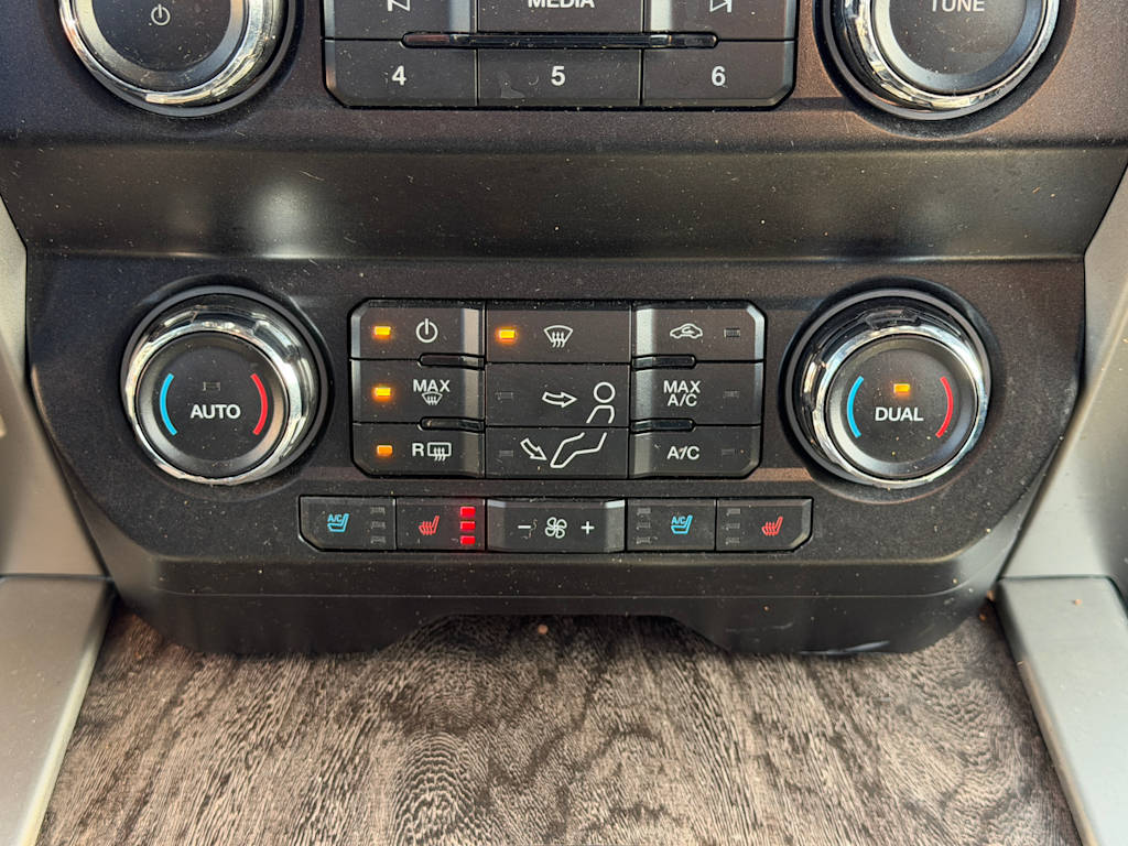 Thumbnail: 2019 Ford F-250 - 22