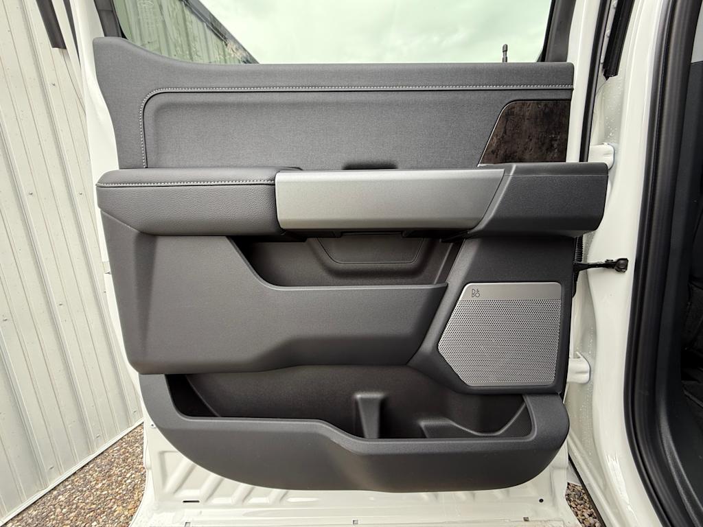 Thumbnail: 2025 Ford F-250 - 30