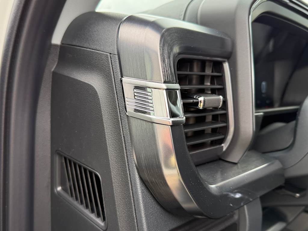 Thumbnail: 2025 Ford F-250 - 20