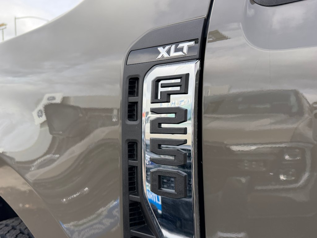 Thumbnail: 2026 Ford F-250 - 31