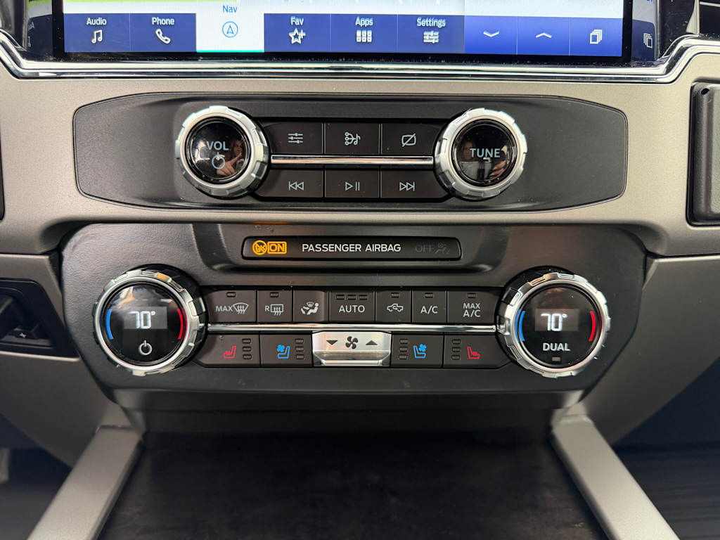 Thumbnail: 2022 Ford F-250 - 22