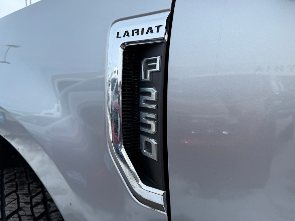 2022 Ford F-250 Lariat 32