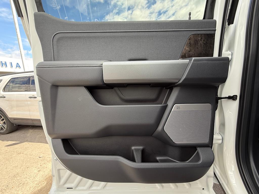 Thumbnail: 2025 Ford F-350 - 31