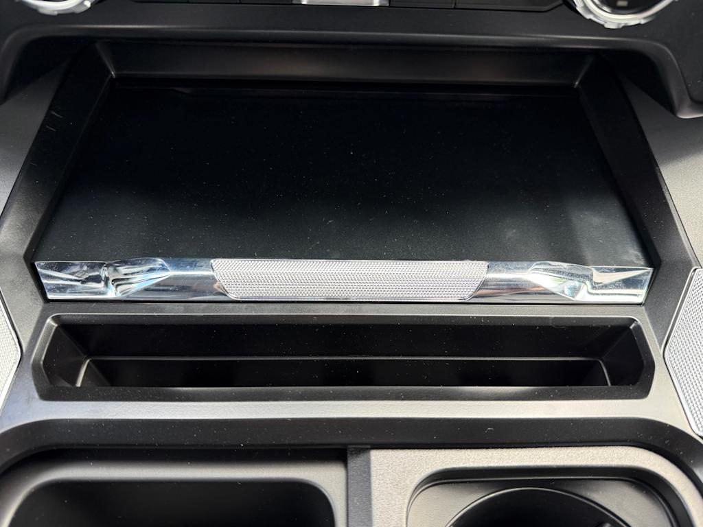 Thumbnail: 2025 Ford F-350 - 24