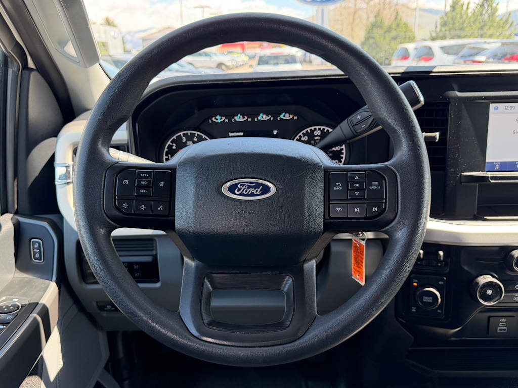 Thumbnail: 2025 Ford F-350 - 7