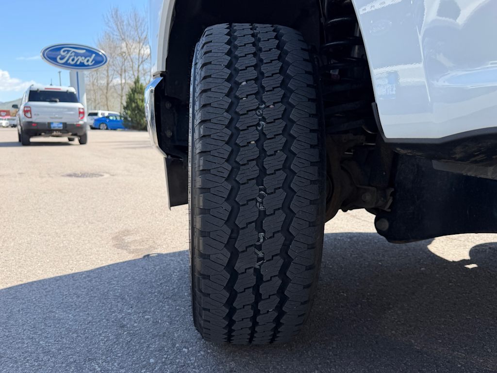 Thumbnail: 2025 Ford F-350 - 33