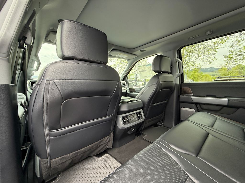 Thumbnail: 2025 Ford F-350 - 31