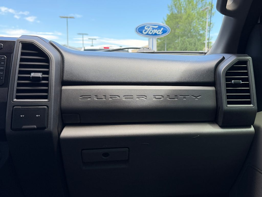 Thumbnail: 2019 Ford F-350 - 26