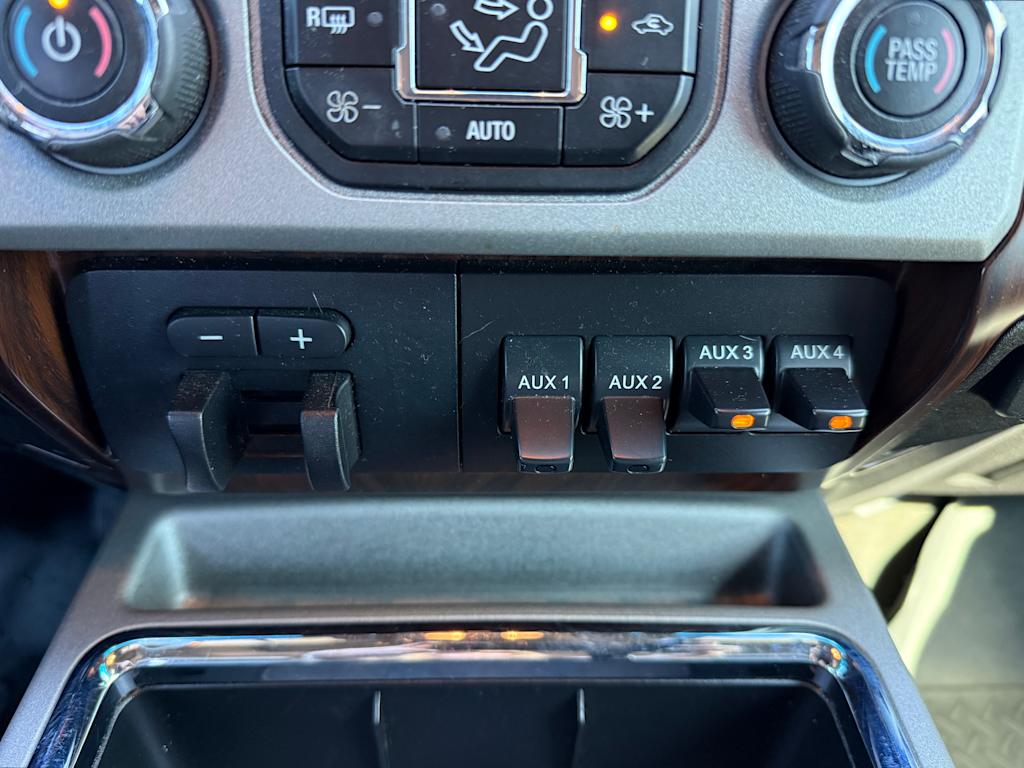 Thumbnail: 2016 Ford F-350 - 19