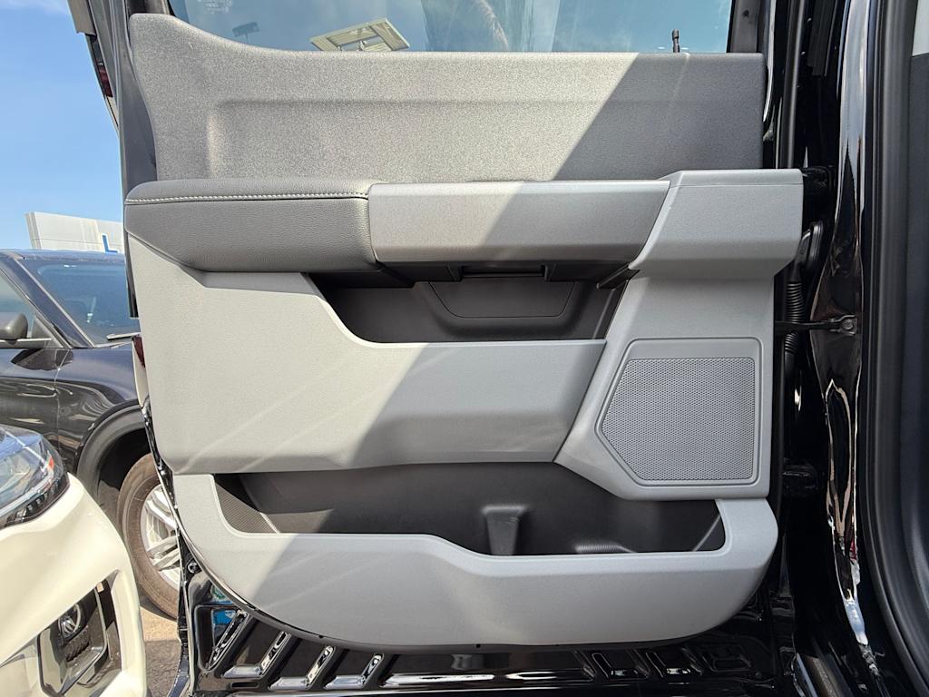 Thumbnail: 2026 Ford F-350 - 26