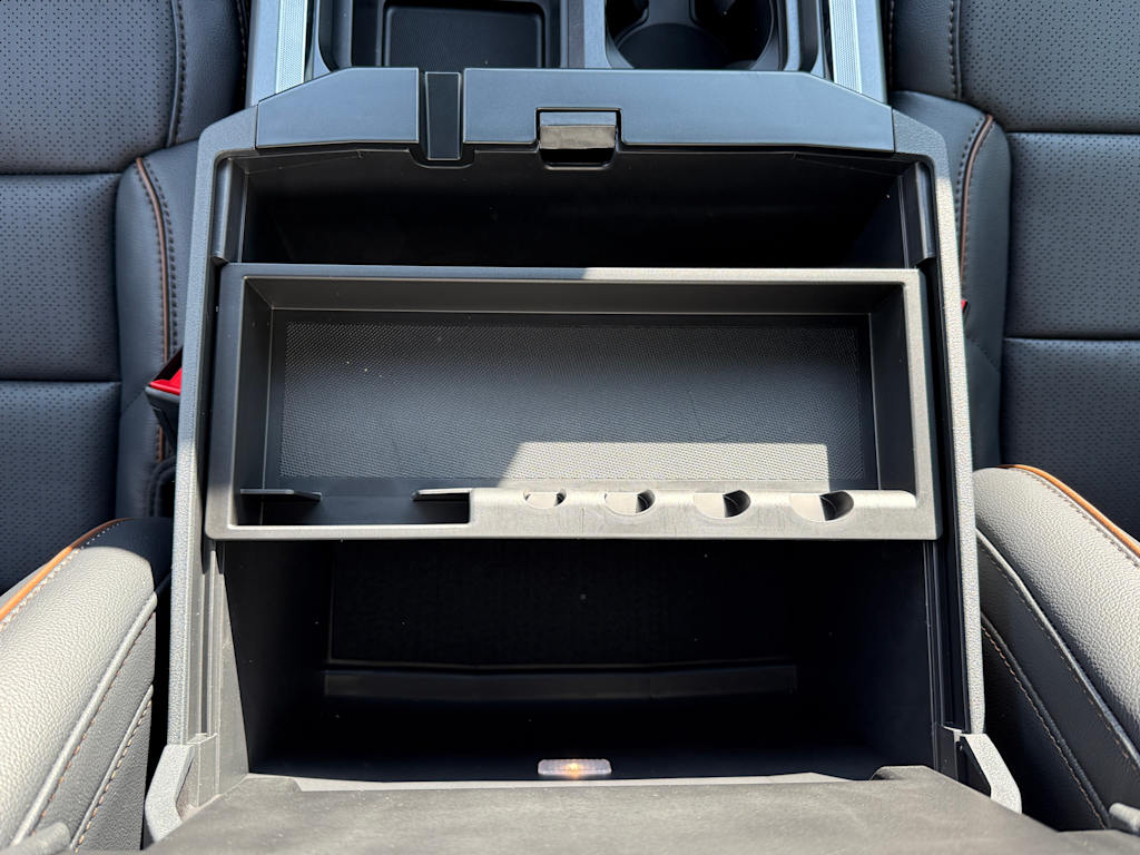 Thumbnail: 2025 Ford F-350 - 27