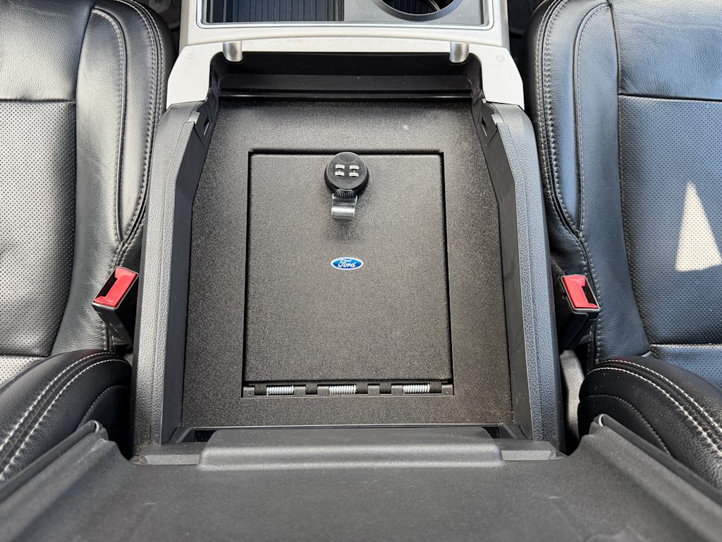 Thumbnail: 2019 Ford F-350 - 28