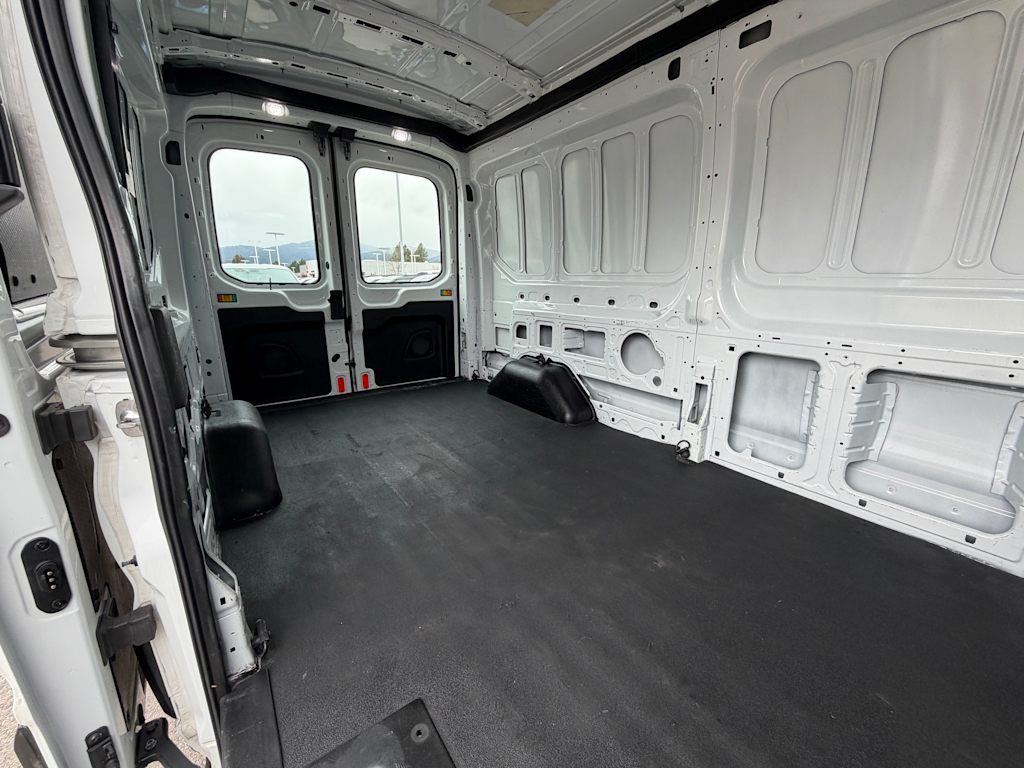 Thumbnail: 2020 Ford Transit Series - 32