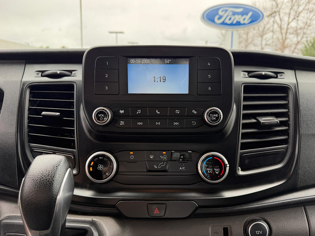 Thumbnail: 2020 Ford Transit Series - 10