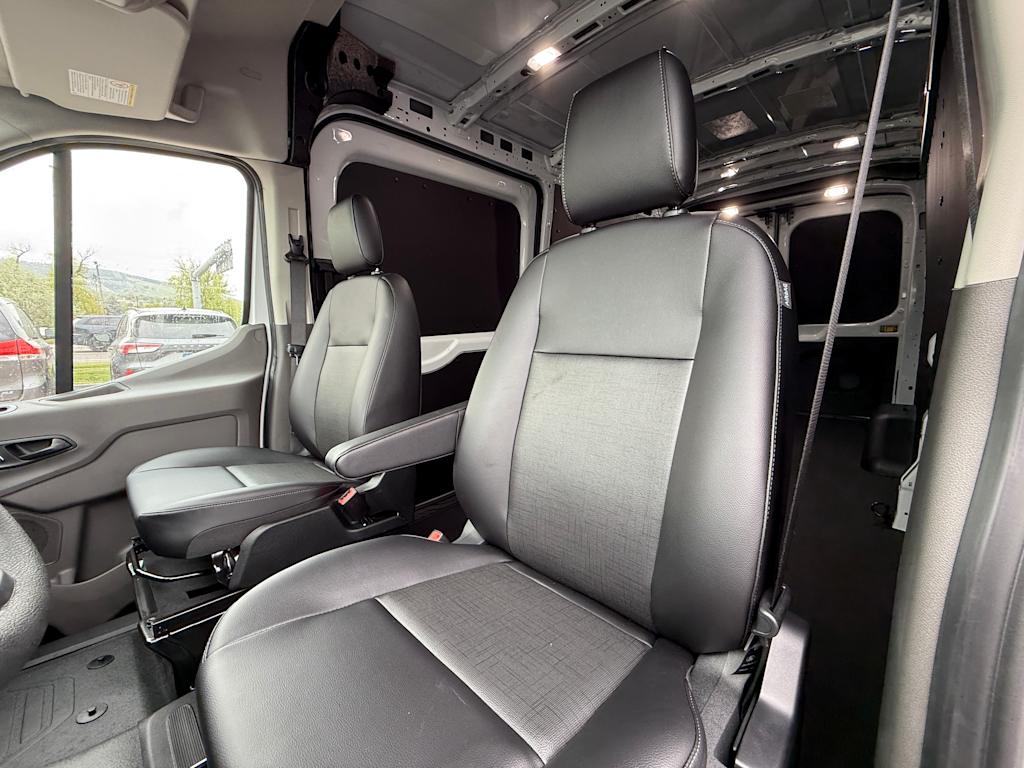 Thumbnail: 2025 Ford Transit Series - 6