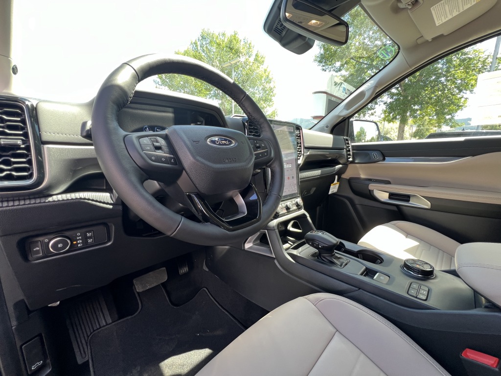 2024 Ford Ranger Lariat 3