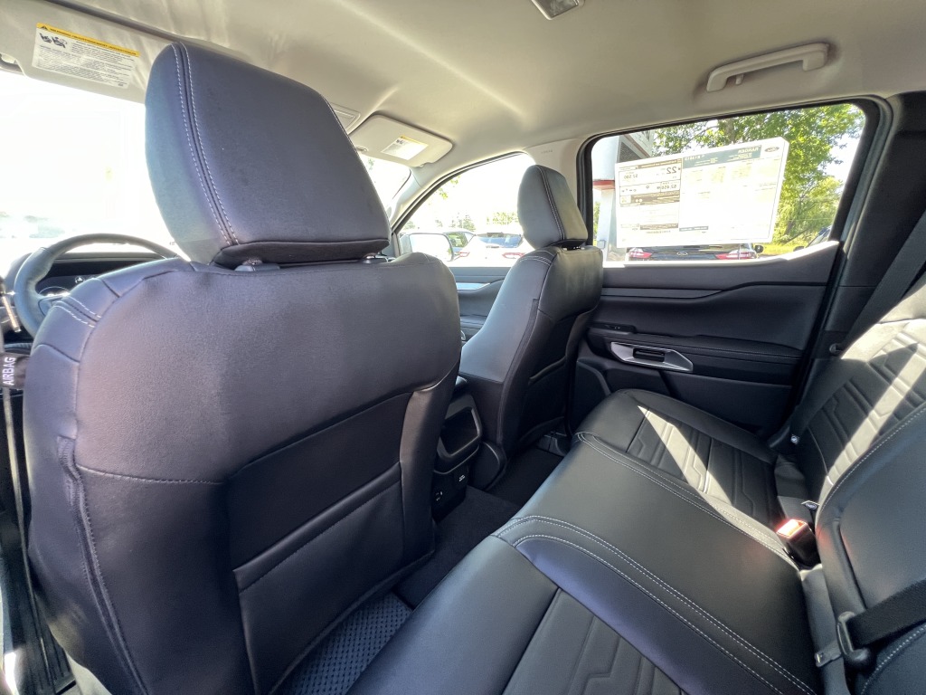 2024 Ford Ranger Lariat 25