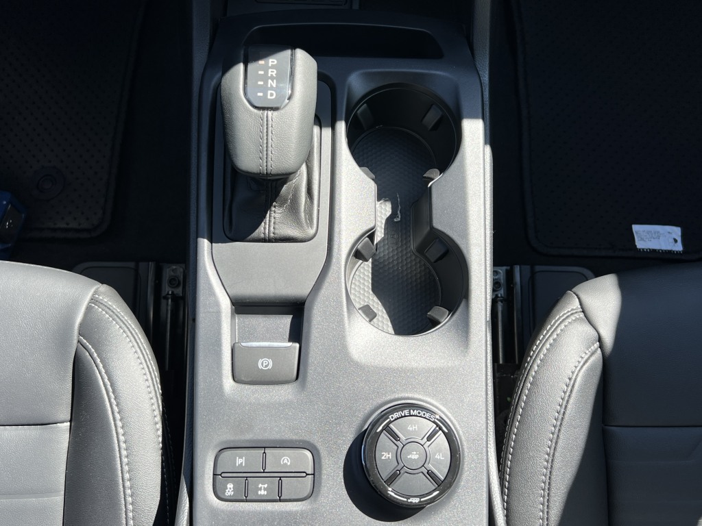 2024 Ford Ranger Lariat 14
