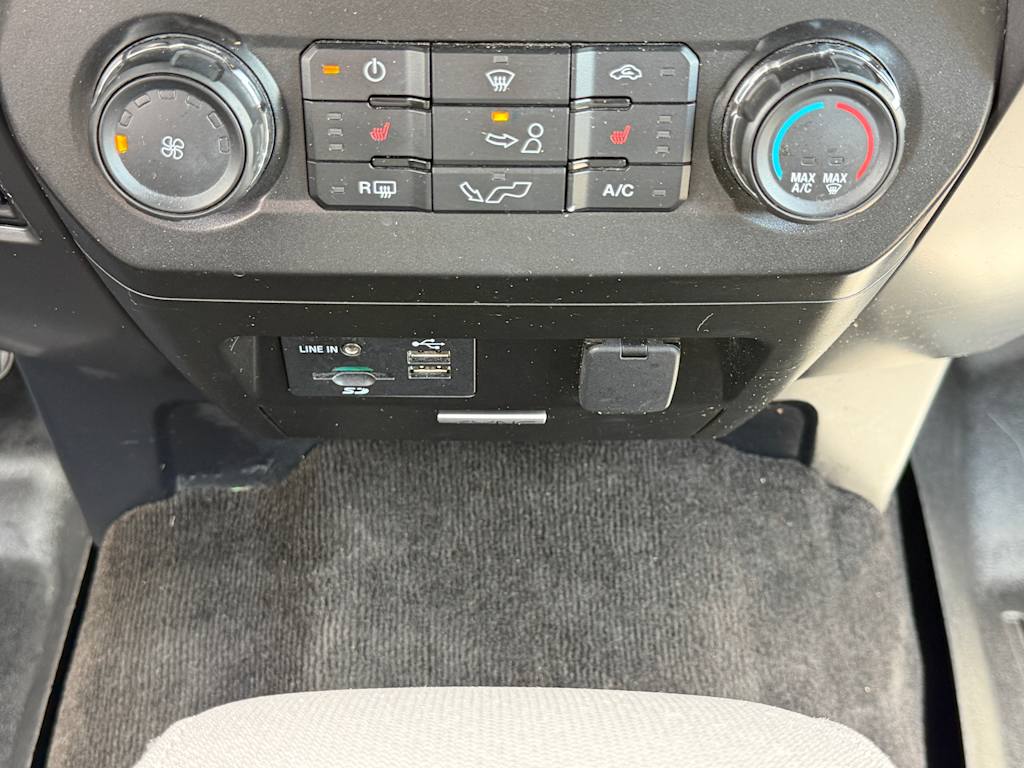 Thumbnail: 2015 Ford F-150 - 23