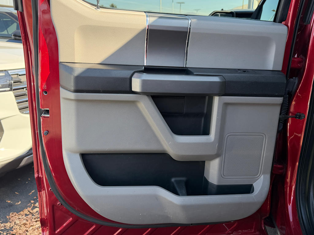 Thumbnail: 2015 Ford F-150 - 25