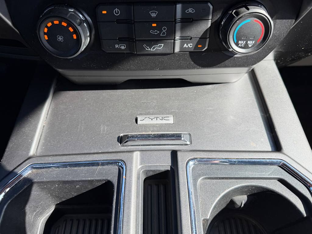 Thumbnail: 2015 Ford F-150 - 21