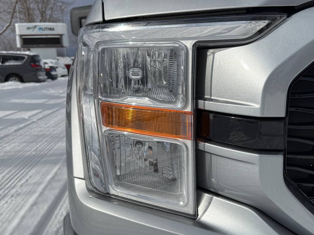 2021 Ford F-150 XL 16